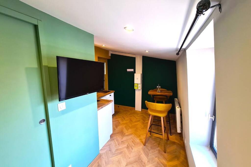 Apartmán Le Cocon Valenciennois - Hypercentre - Netflix - Toutes Chaines Tv - Vieux Valenciennes Exteriér fotografie