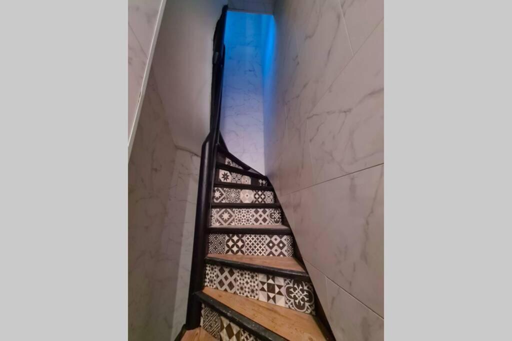 Apartmán Le Cocon Valenciennois - Hypercentre - Netflix - Toutes Chaines Tv - Vieux Valenciennes Exteriér fotografie